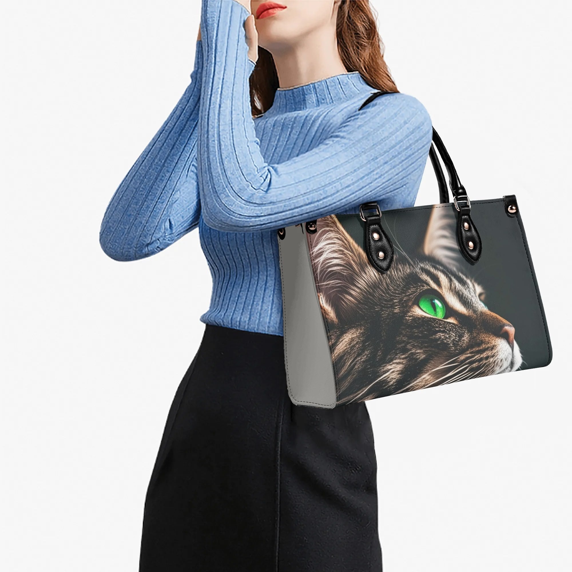 Chic & Personalized Leather Handbag – Elegance Meets Everyday Function