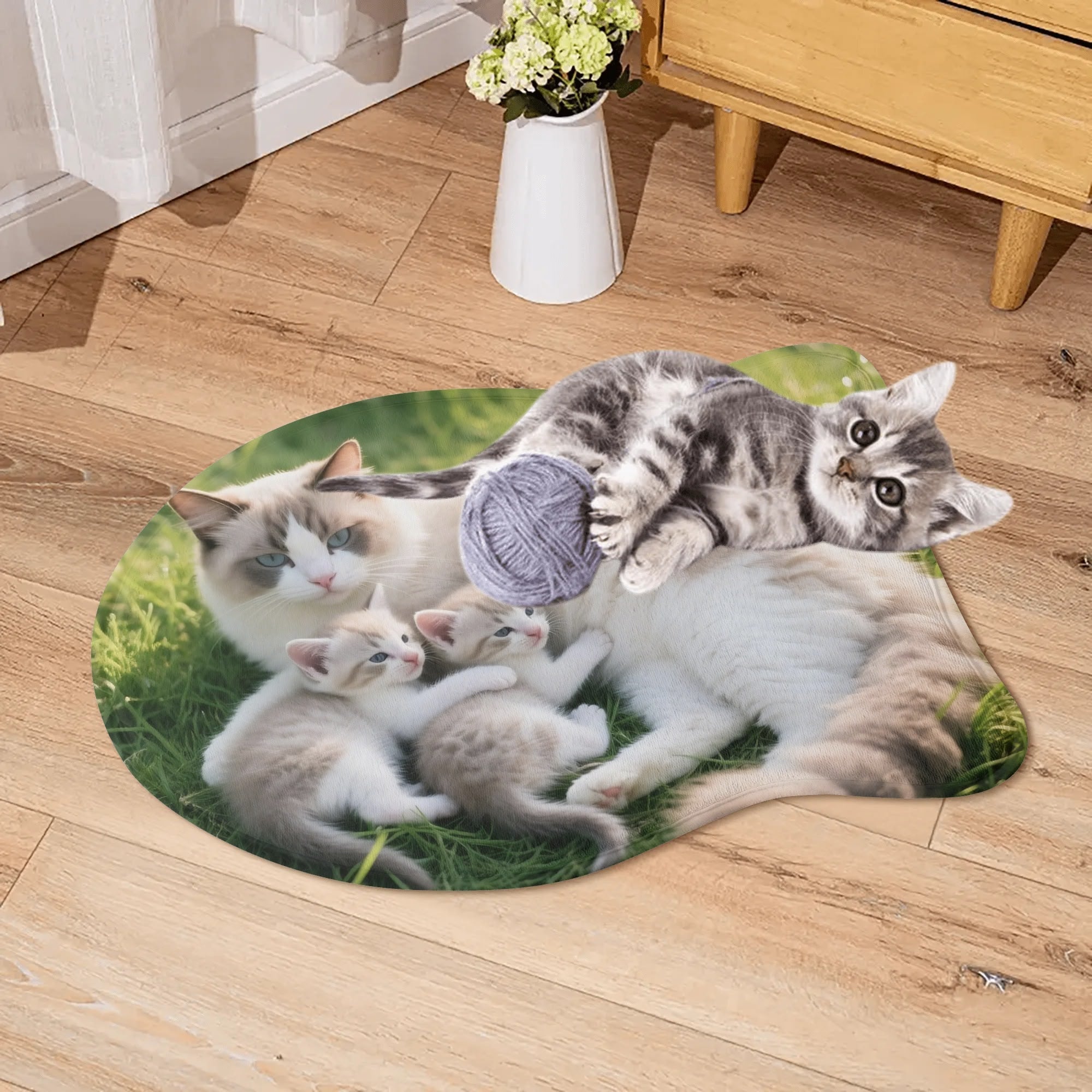 Lumfur Non-Slip Cat Rug – Soft, Secure & Odor-Free Comfort