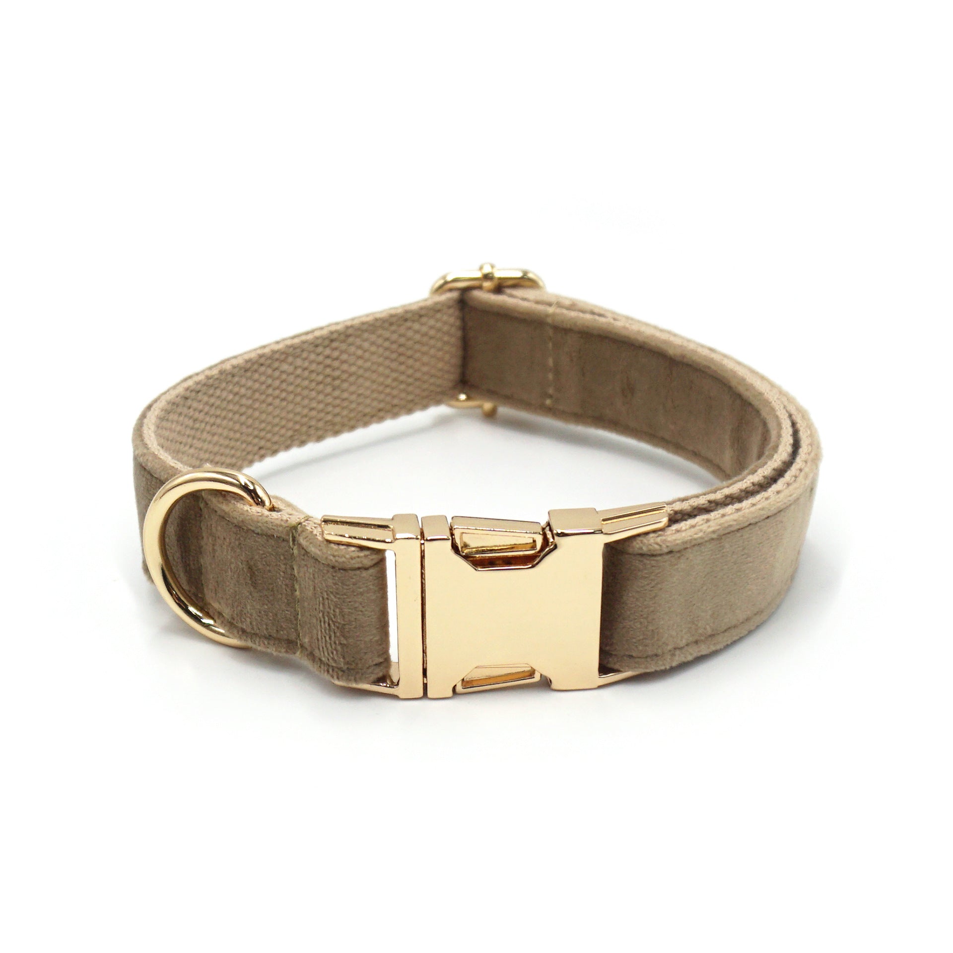 Personalized Comfort & Style – Velvet Pet Collar with Custom Engraving