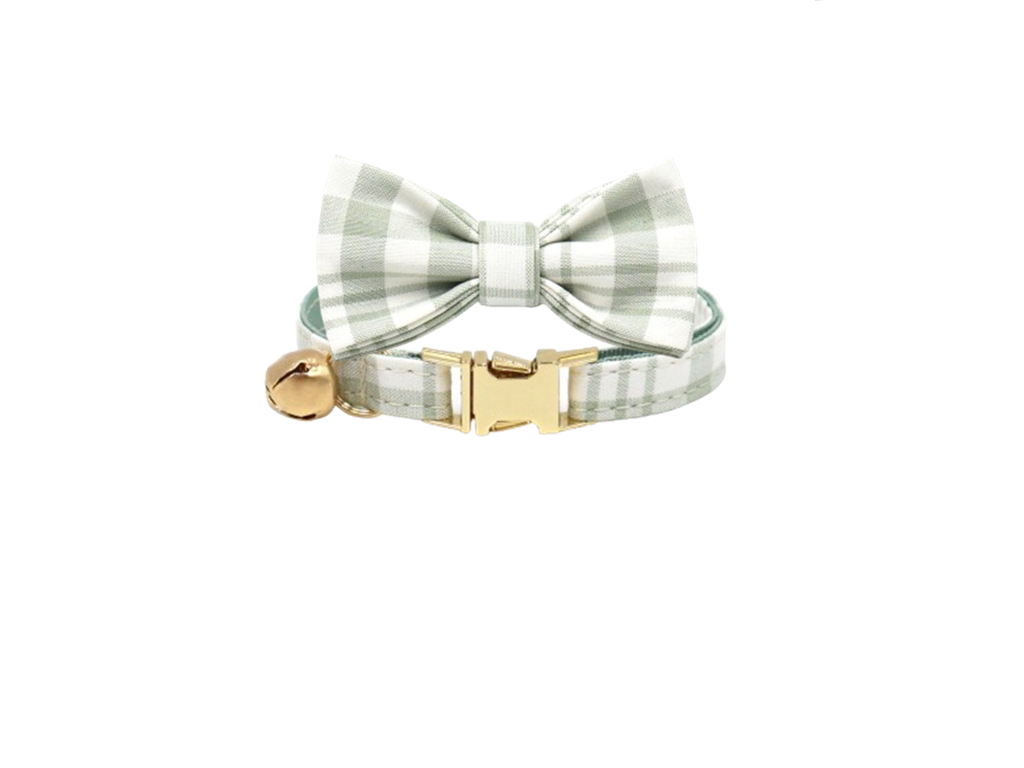 The Plaid Charm Cat Collar & Leash Set: Style, Safety & Purr-fect Comfort/Green