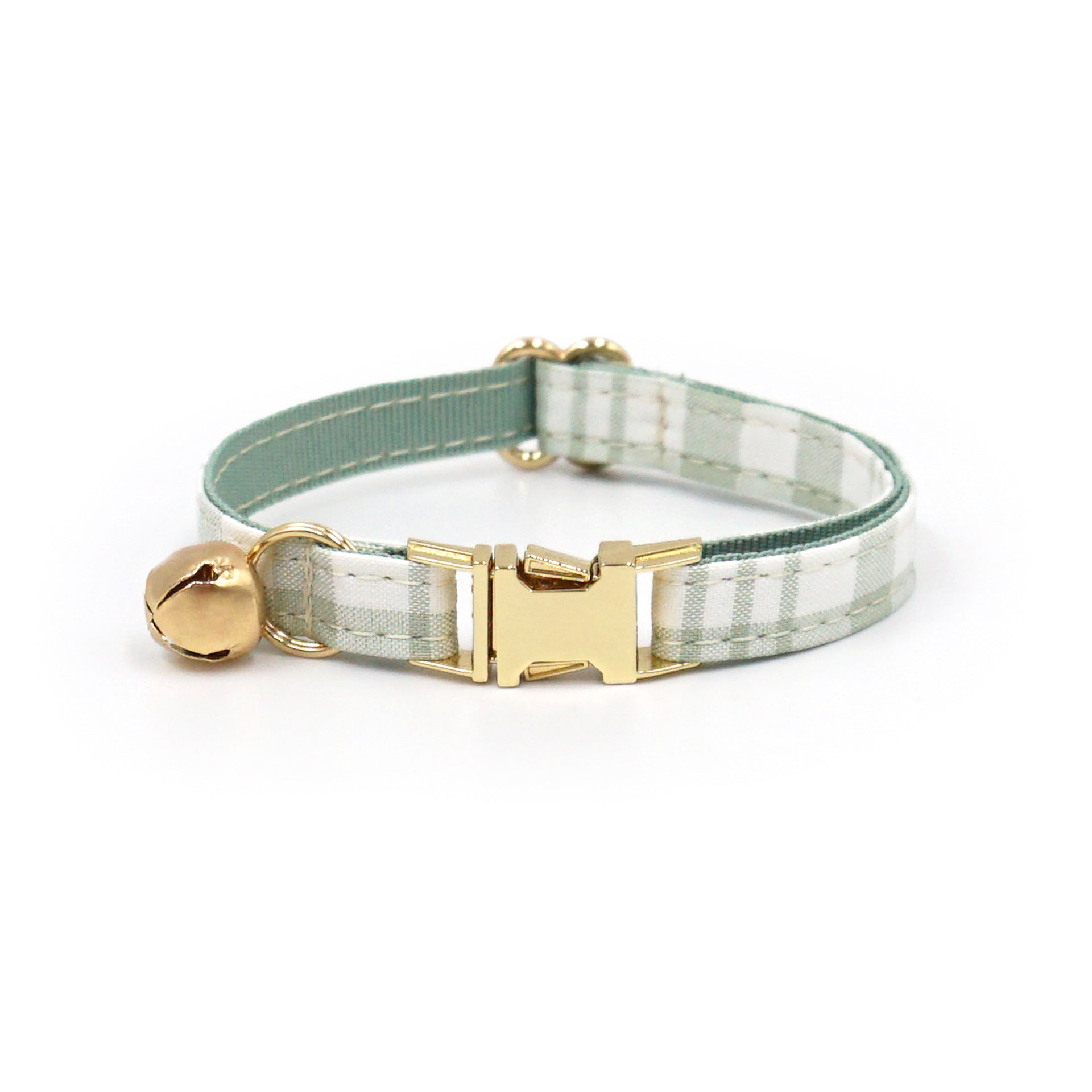 The Plaid Charm Cat Collar & Leash Set: Style, Safety & Purr-fect Comfort/Green